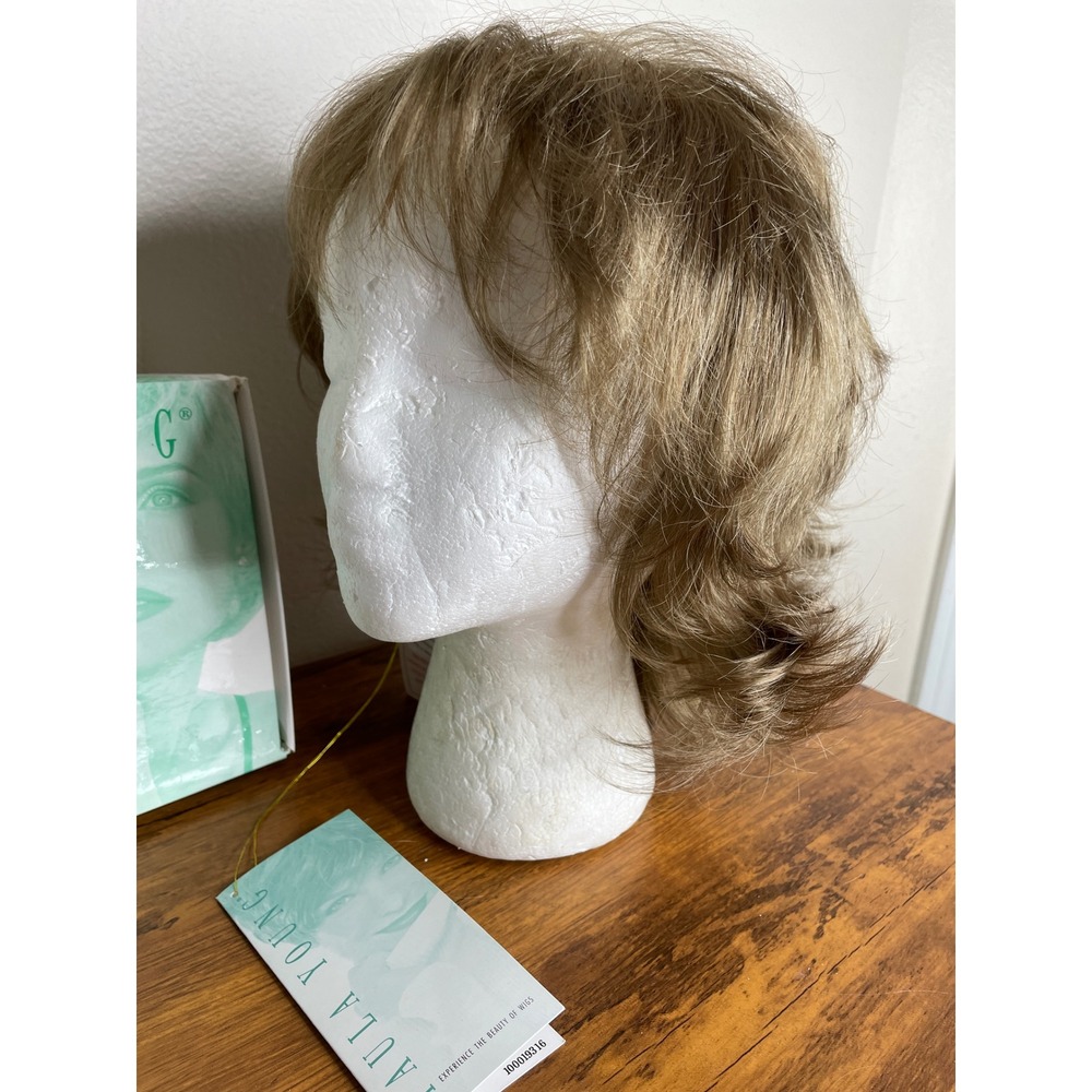 Paula Young Natural Choice Wig Dirty Blonde Layered Synthetic Hair NWT